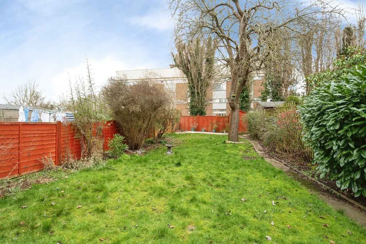 Argyle Gardens, Upminster, RM14, photo 16