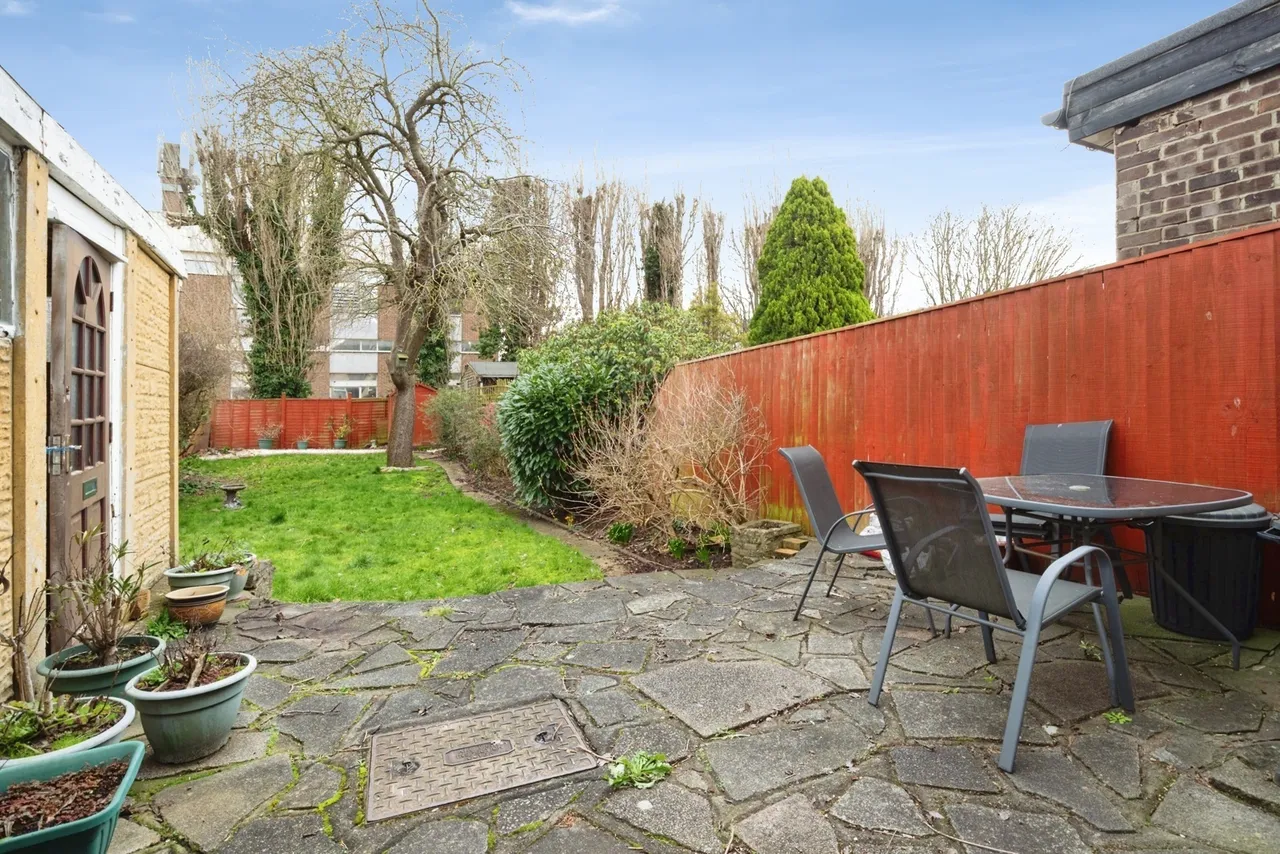 Argyle Gardens, Upminster, RM14, photo 18