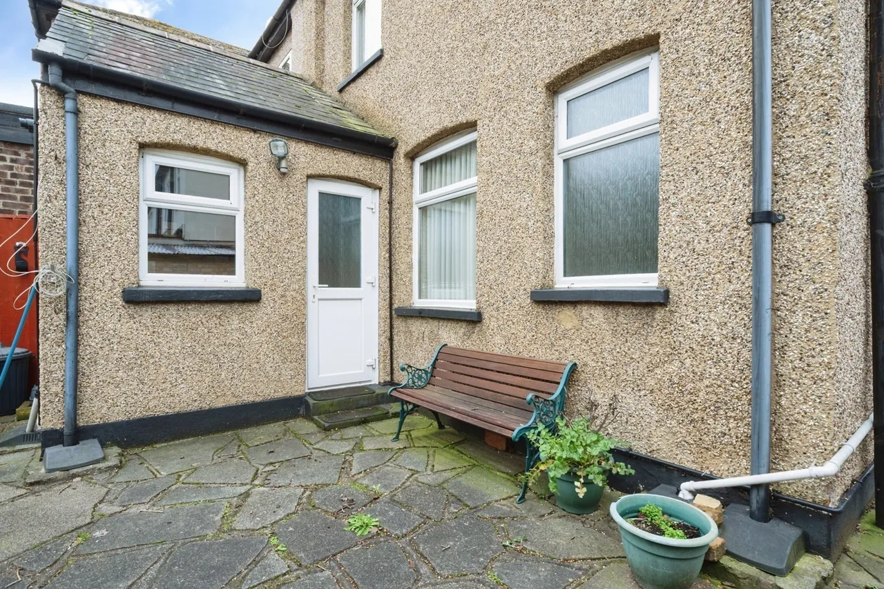 Argyle Gardens, Upminster, RM14, photo 21