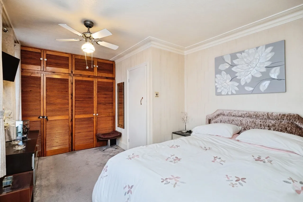 Argyle Gardens, Upminster, RM14, photo 12