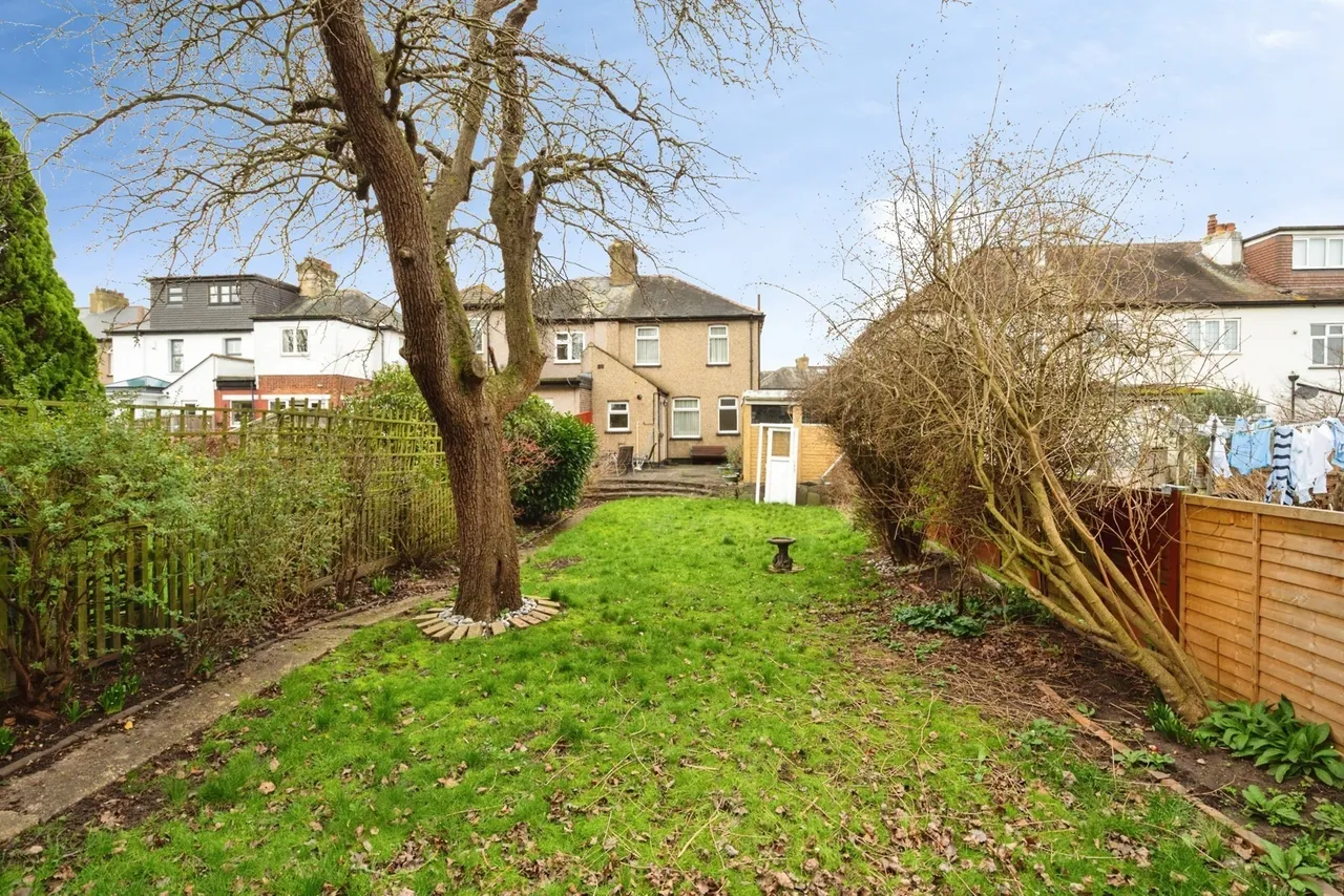 Argyle Gardens, Upminster, RM14, photo 15