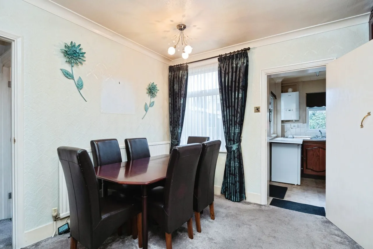 Argyle Gardens, Upminster, RM14, photo 25
