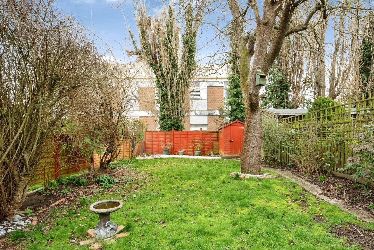 Argyle Gardens, Upminster, RM14, photo 17