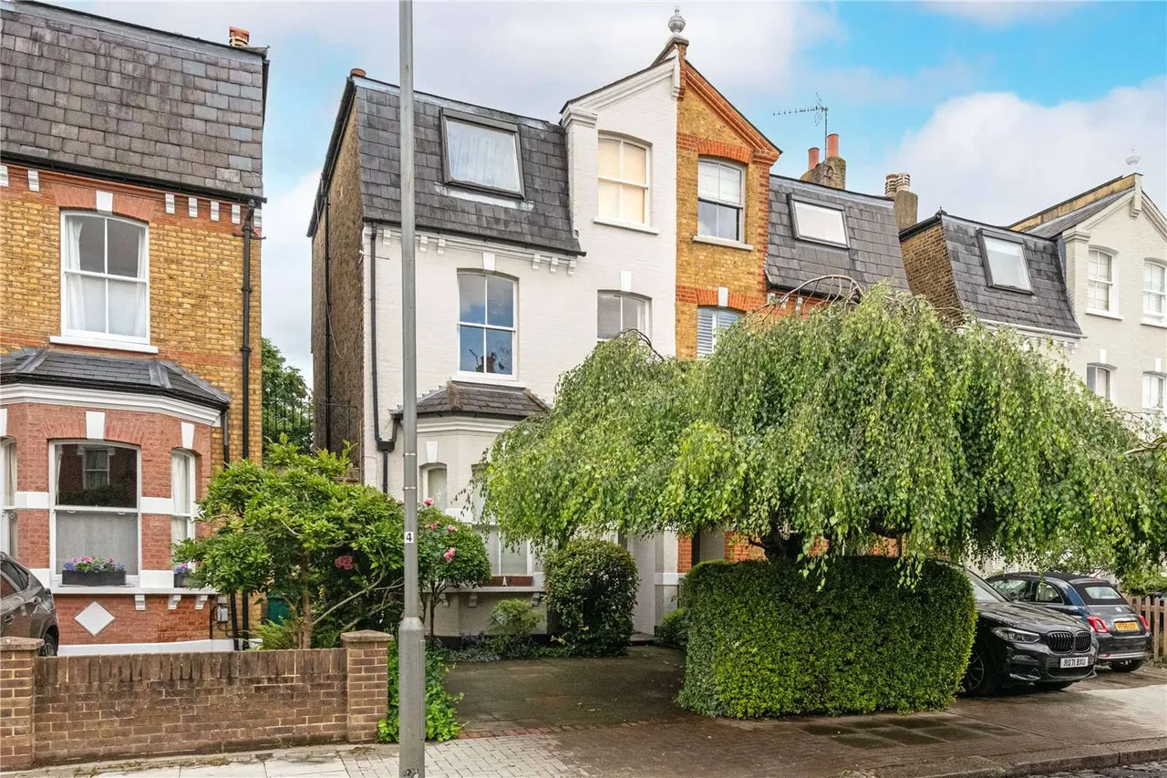 5 bed house for sale — Hendham Road, London, SW17 7DQ