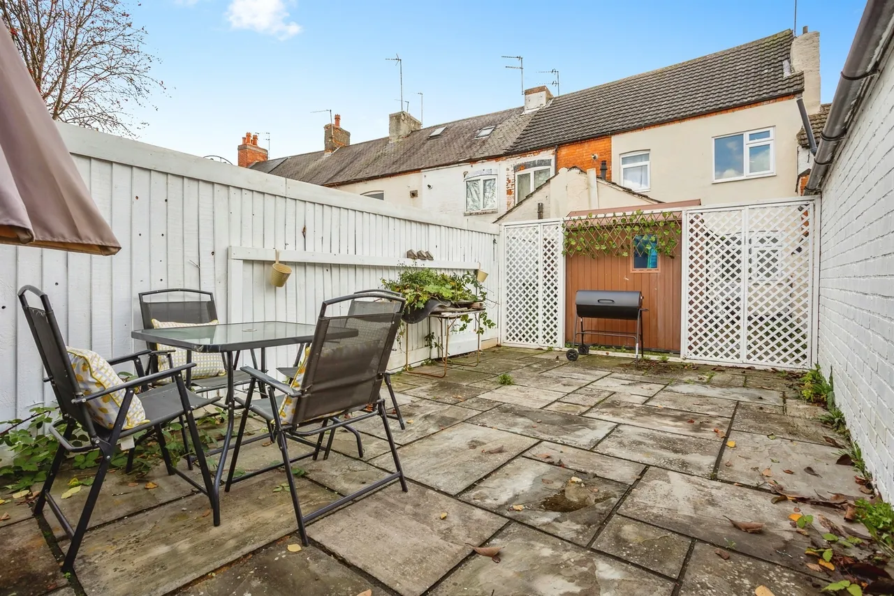 Field Street, Shepshed, LE12, photo 17