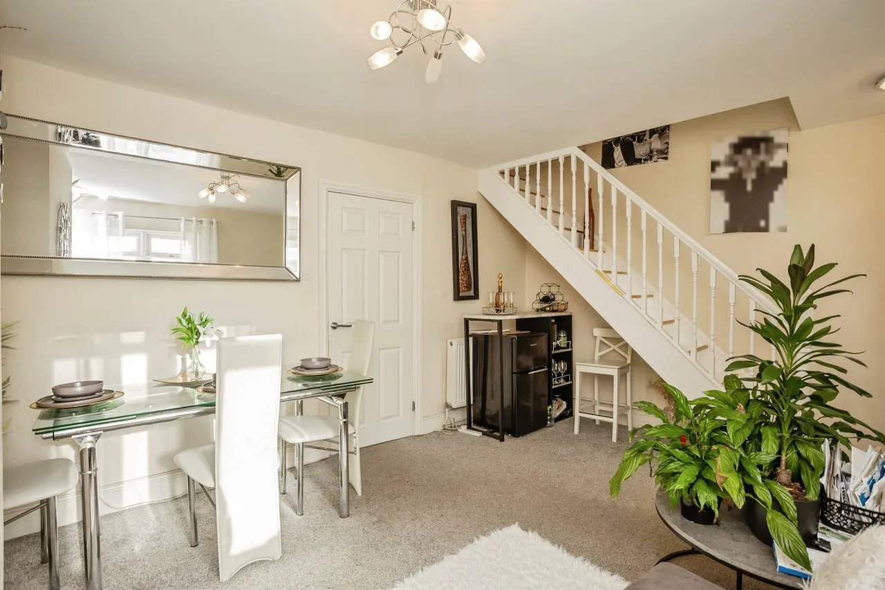 Field Street, Shepshed, LE12, photo 6