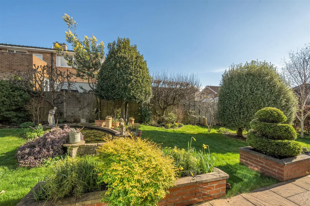 Thornton Avenue, Warsash, photo 22
