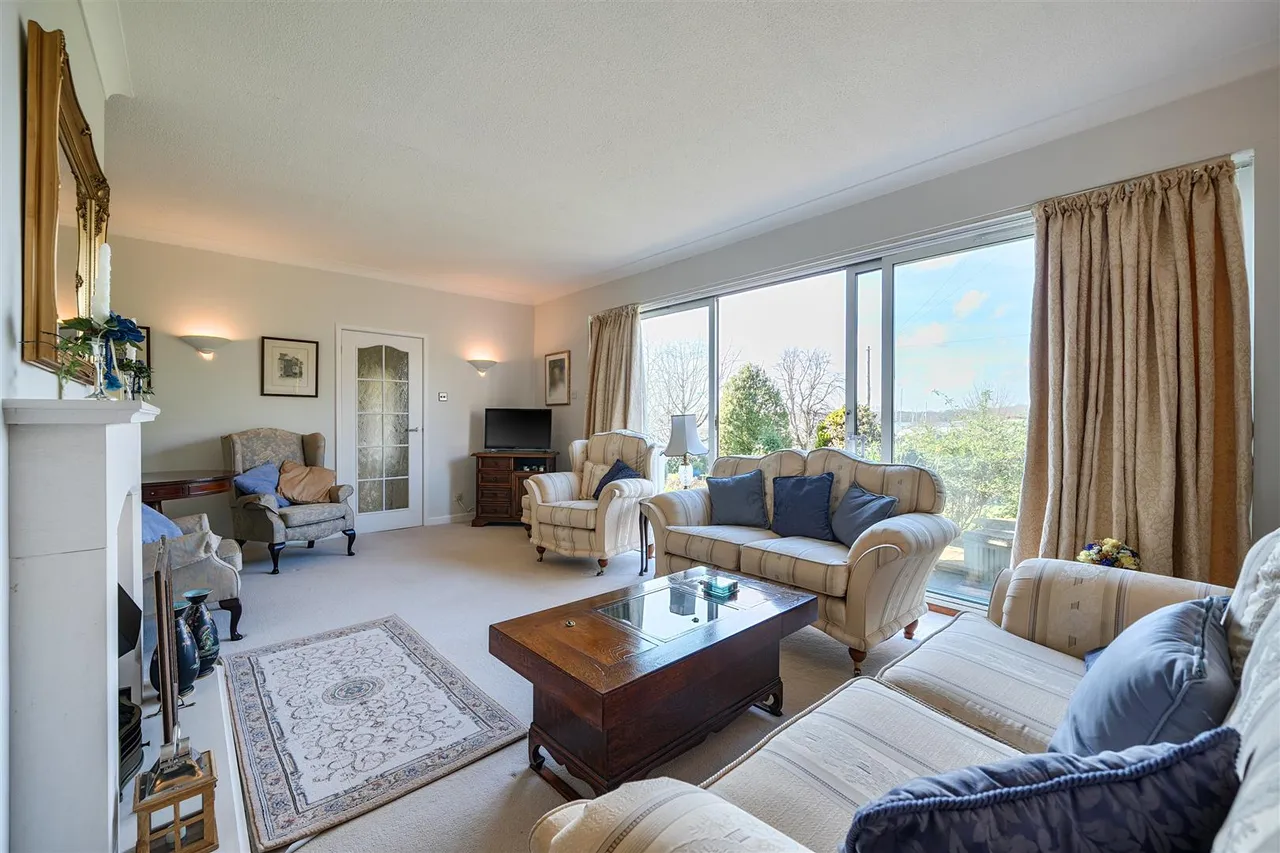 Thornton Avenue, Warsash, photo 5