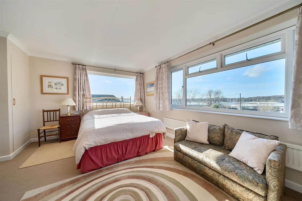 Thornton Avenue, Warsash, photo 15