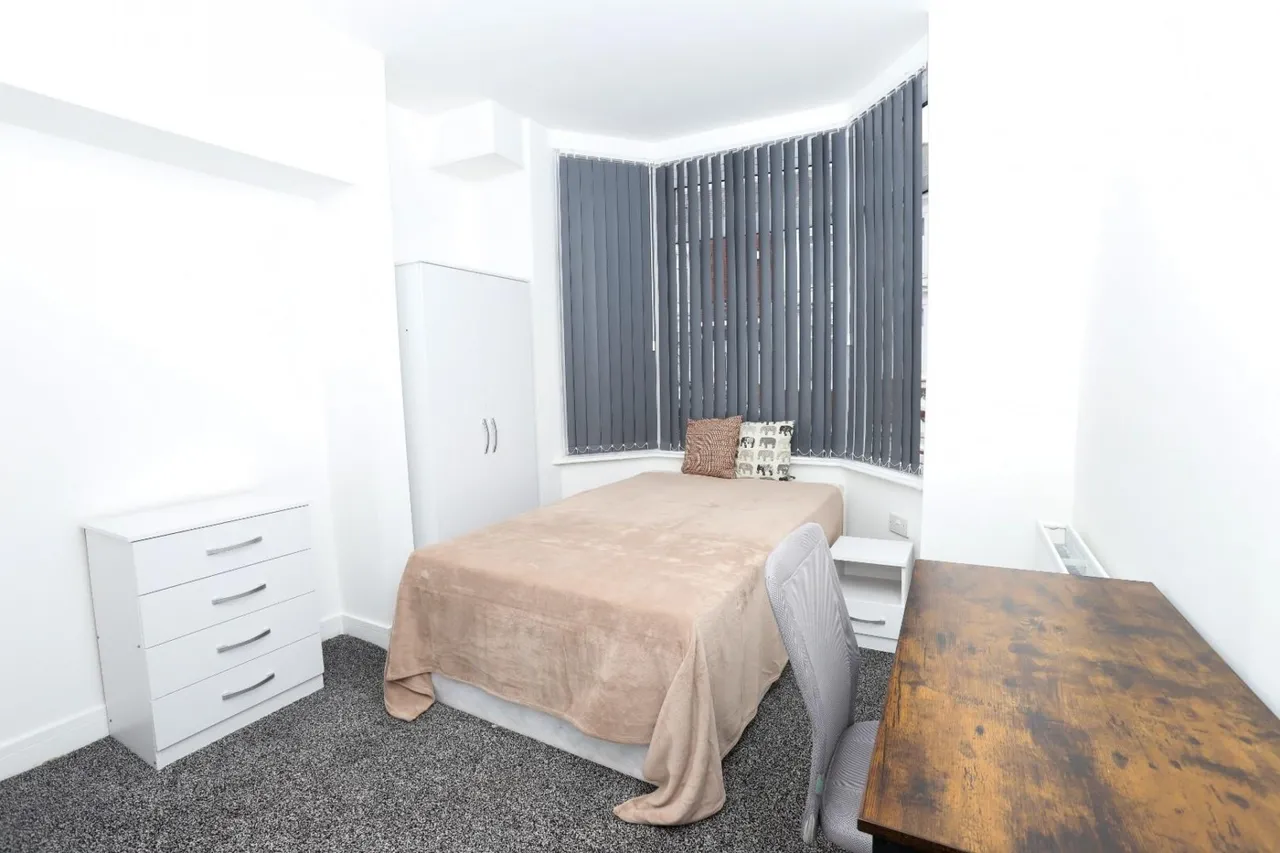 5 bed house to rent — Wellesley Road, Middlesbrough