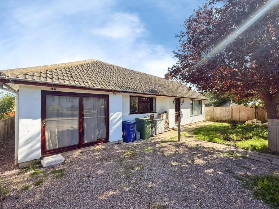 Fewcott Road, Fritwell, OX27, photo 2