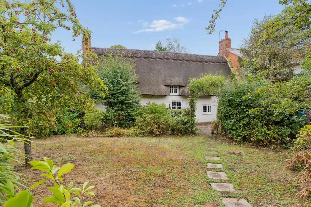 Nash Road, Whaddon, photo 17