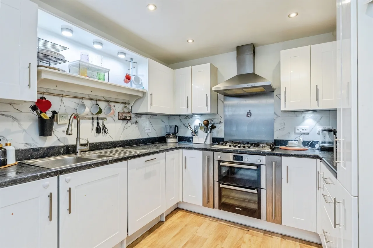 Thornfield Road, Bristol, BS10, photo 2