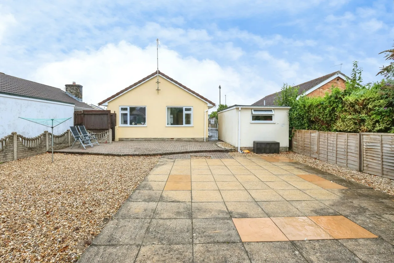 Elmhurst Way, West Moors, BH22, photo 4