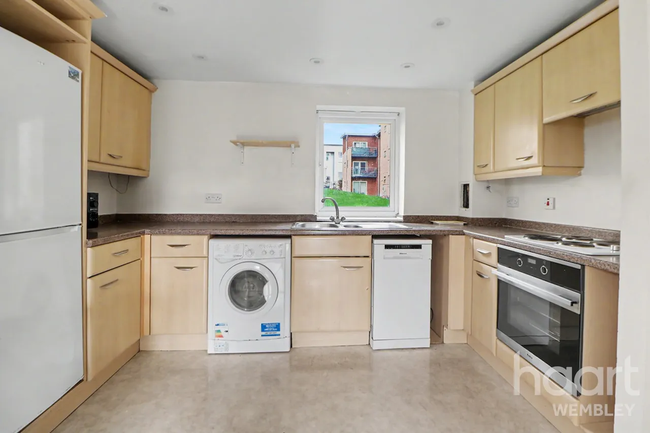 Wellspring Crescent, Wembley, HA9, photo 4