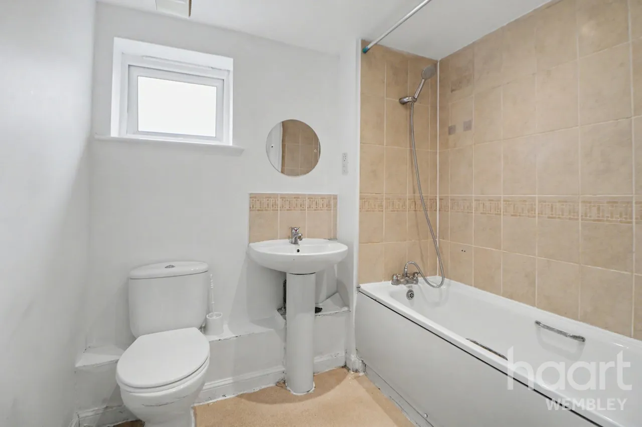 Wellspring Crescent, Wembley, HA9, photo 7