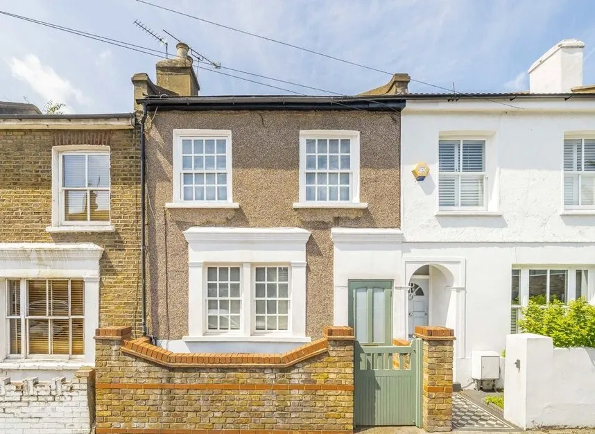 3 bed house for sale — Cowper Road, Acton, W3