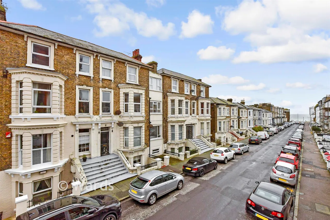 Athelstan Road, Cliftonville, CT9, photo 2