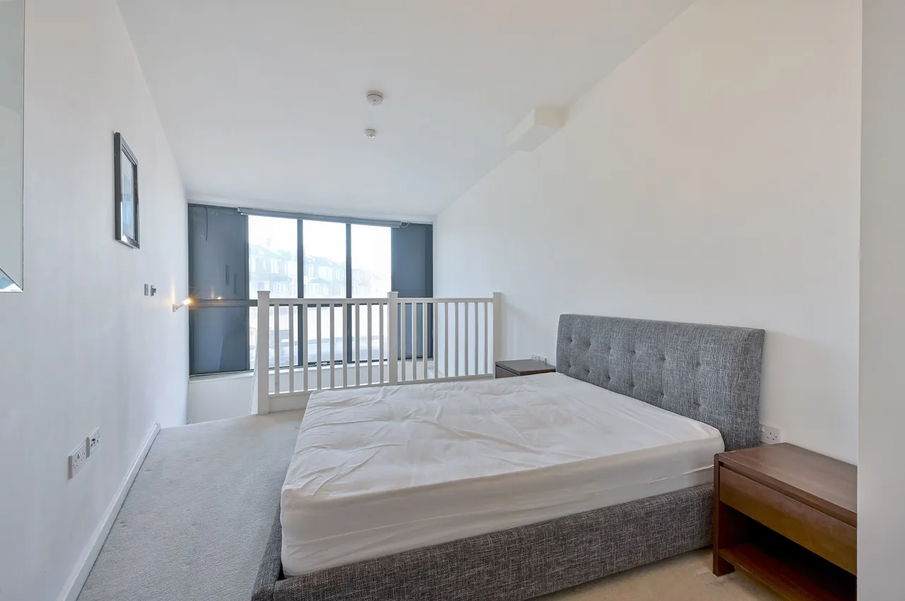 1 bed flat for sale — Apartment 4, 39 Durnsford Road, London