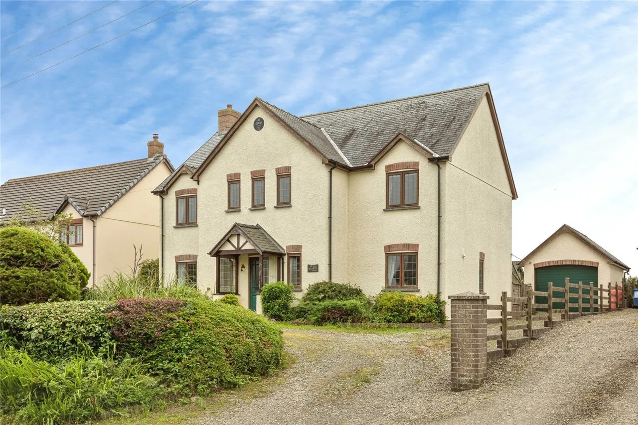 4 bed house for sale, Betws Ifan, Beulah, SA38