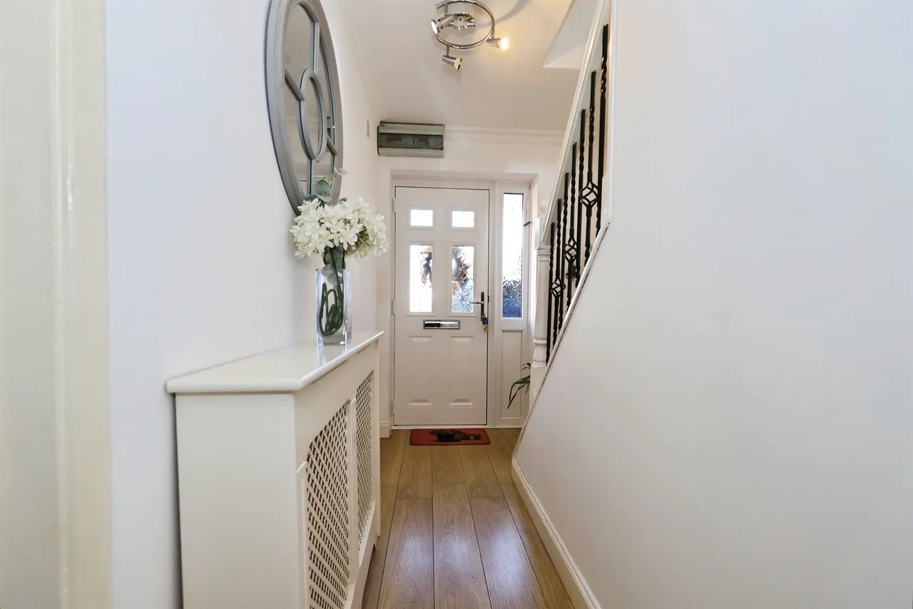 Little Clothier Street, Willenhall, WV13, photo 8
