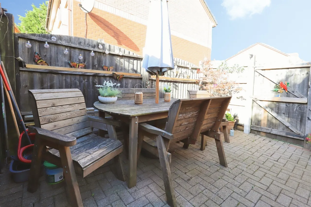 Little Clothier Street, Willenhall, WV13, photo 16