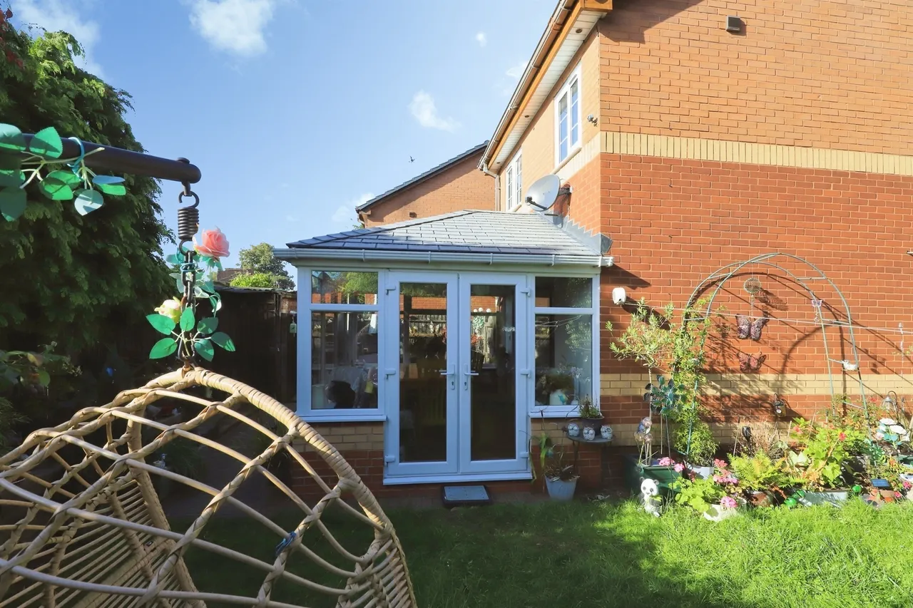 Little Clothier Street, Willenhall, WV13, photo 13