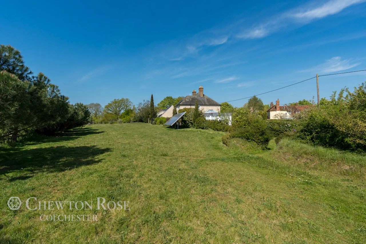 Causeway End Road, Felsted, photo 32