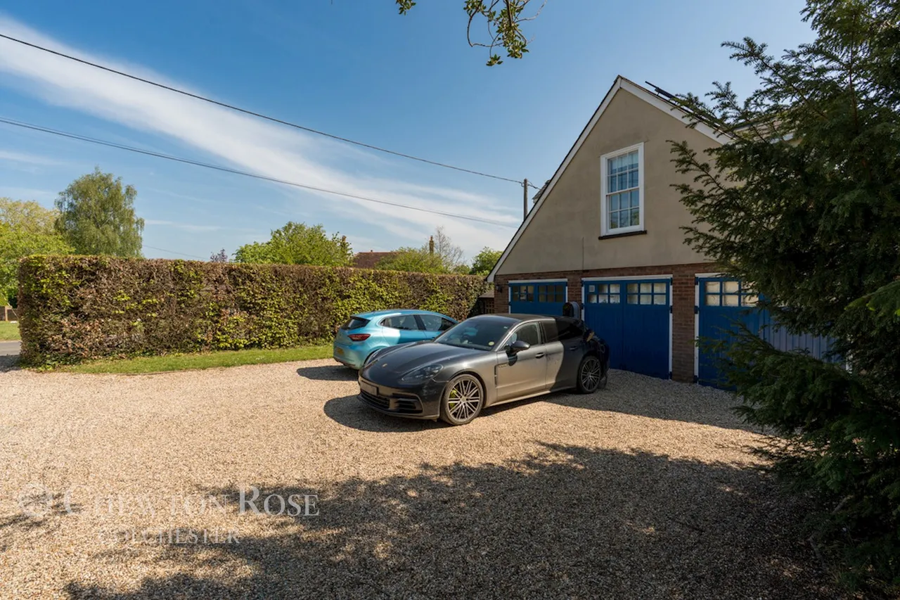 Causeway End Road, Felsted, photo 4
