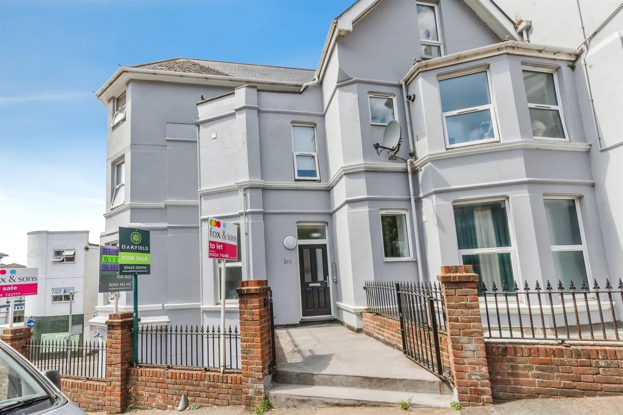 2 bed flat for sale — Nelson Road, Hastings