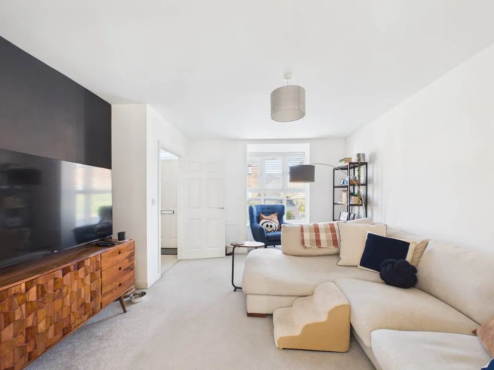 Broad Acre Road, Cheltenham, GL52, photo 3