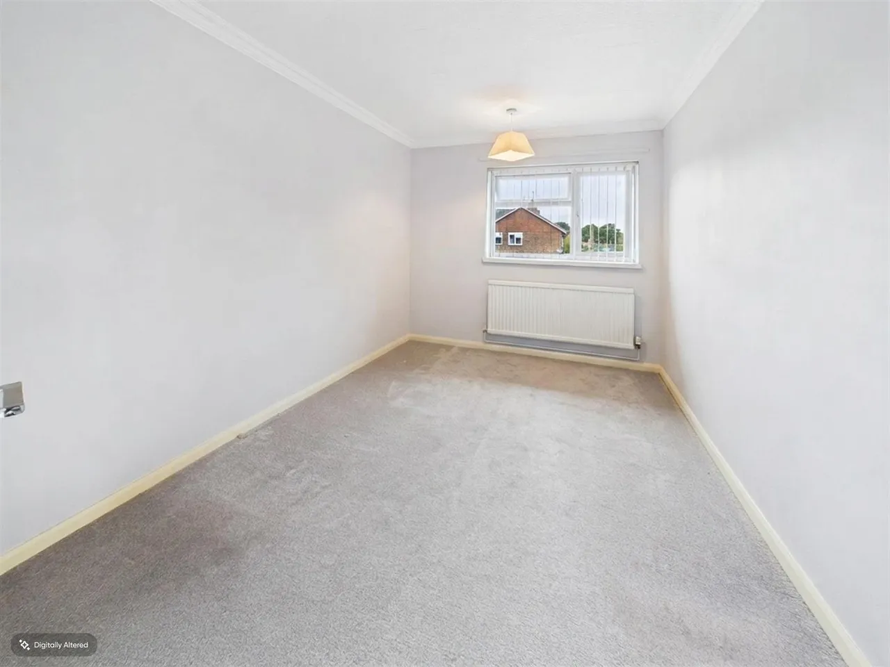 Stagelands, Langley Green, RH11, photo 7