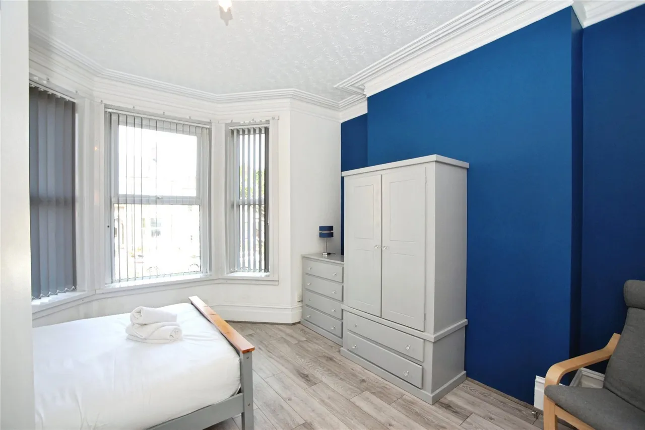 Risca Road, Newport, NP20, photo 2