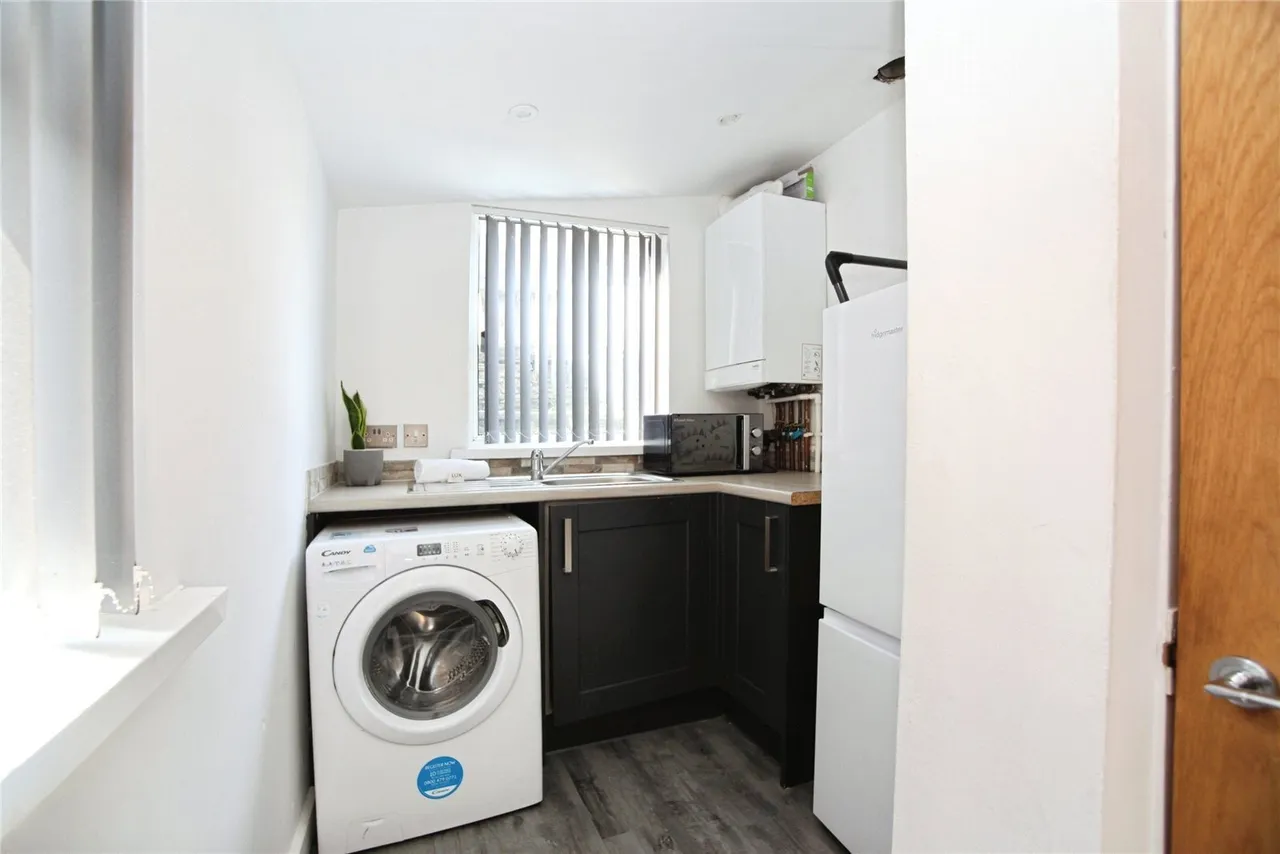 Risca Road, Newport, NP20, photo 10