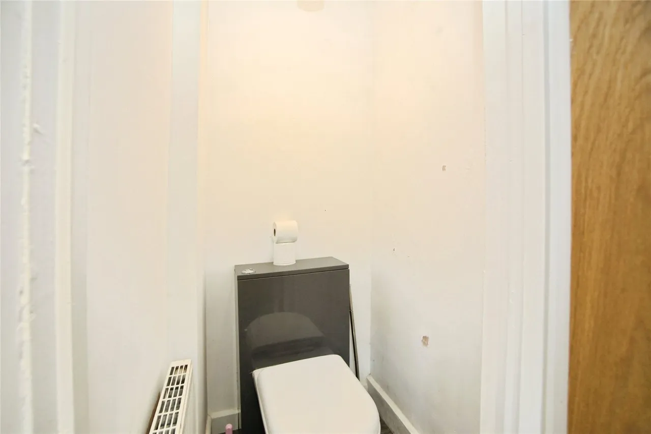 Risca Road, Newport, NP20, photo 9