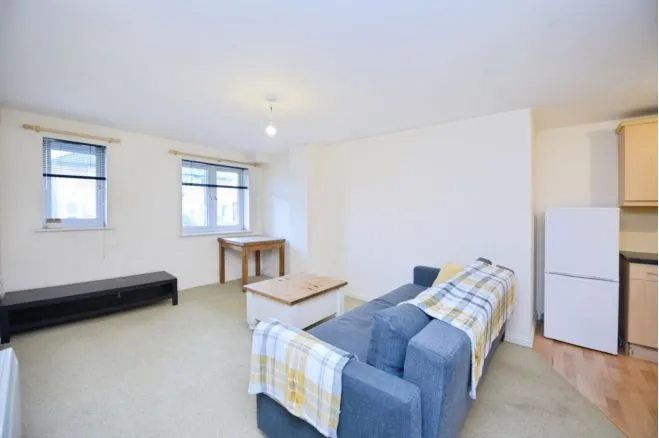 Dock Road, Tilbury, photo 6