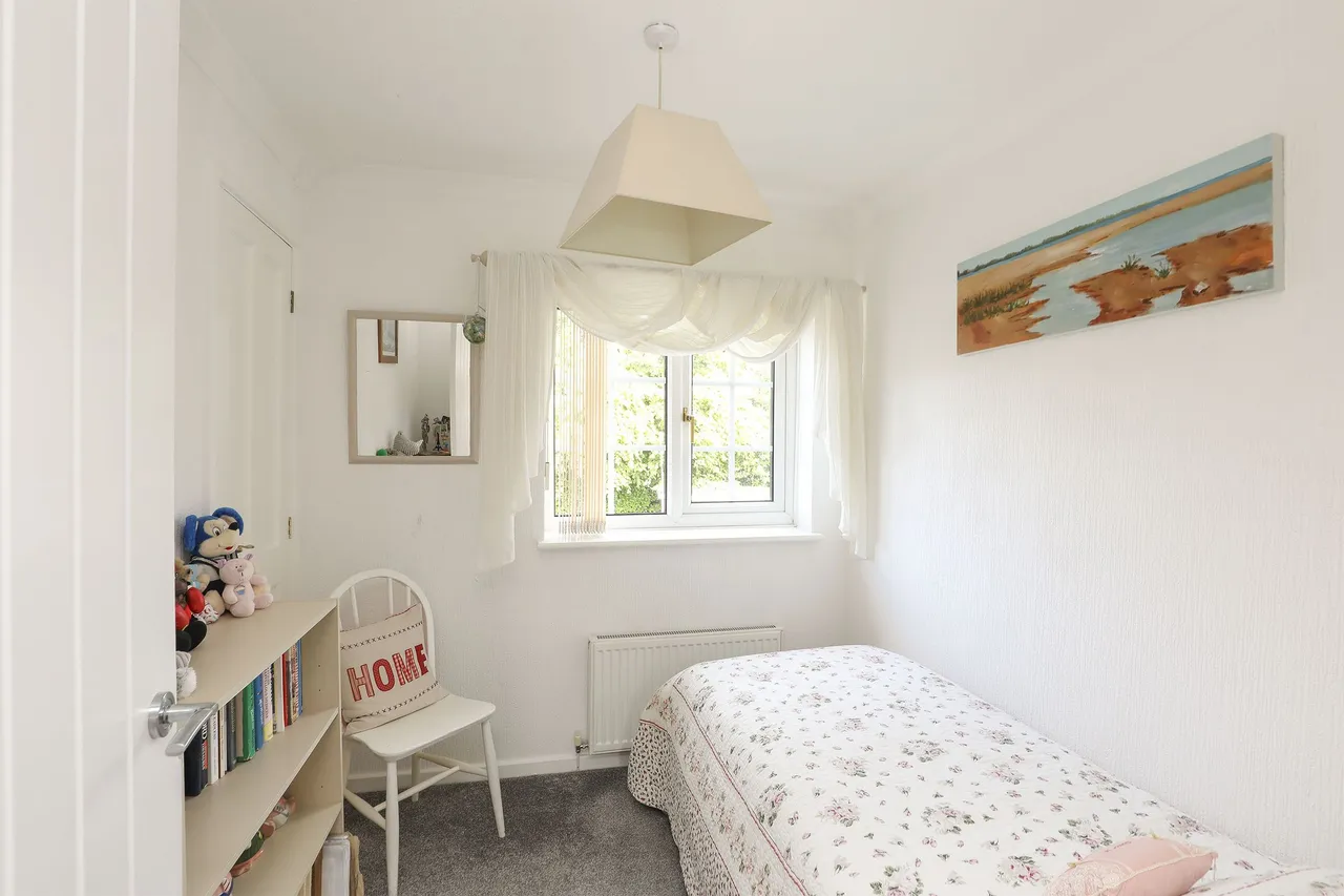 Stoneacre Drive, Sheffield, S12, photo 23