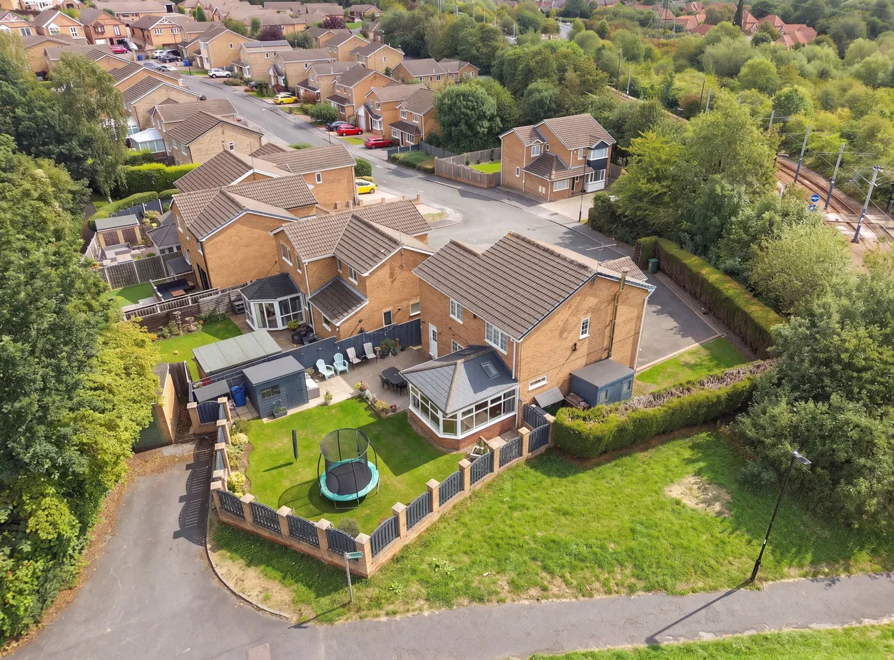 Stoneacre Drive, Sheffield, S12, photo 27