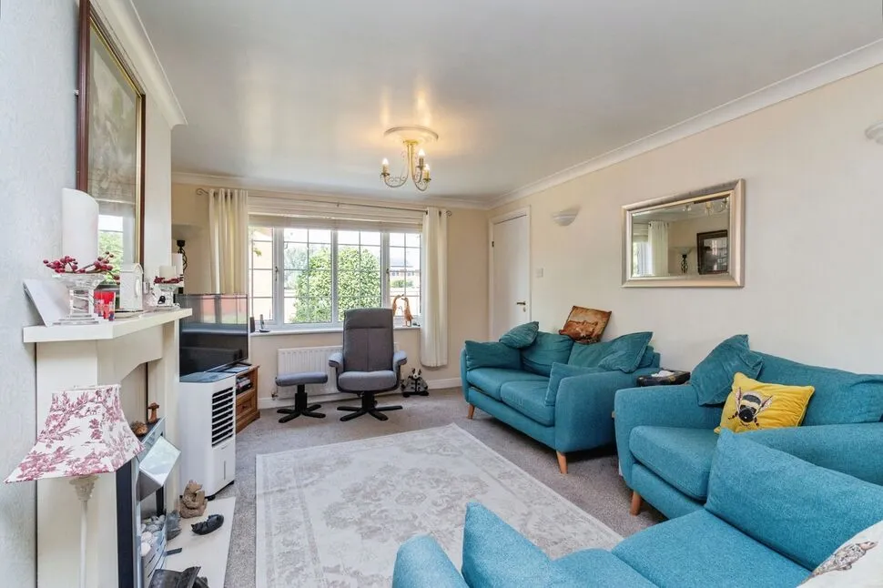 Guisbourne Avenue, Telford, TF5, photo 2
