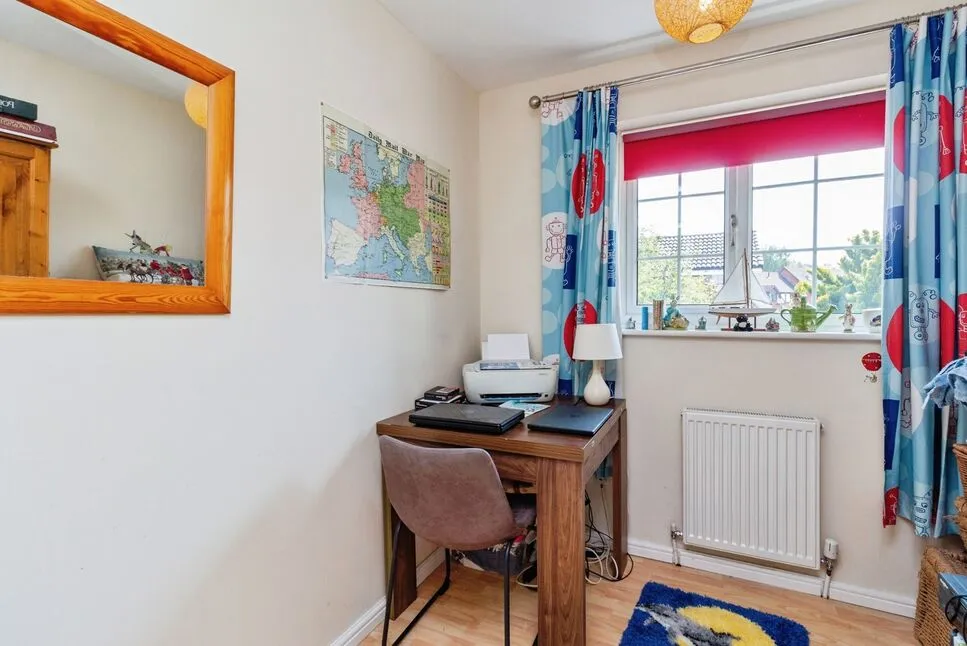 Guisbourne Avenue, Telford, TF5, photo 7
