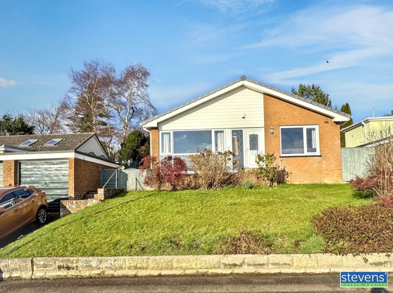 3 bed house for sale, Moor View, North Tawton, EX20