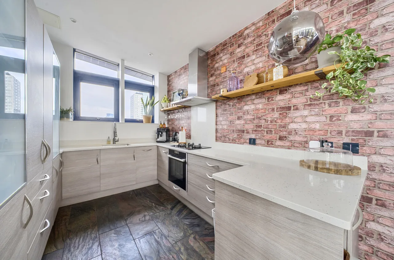 Canute Road, Southampton, SO14, photo 5