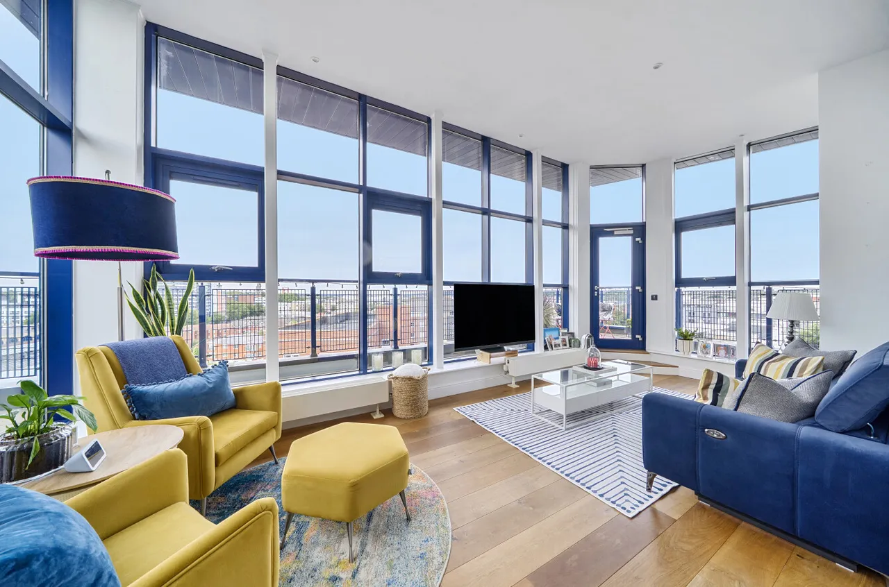 3 bed flat for sale, Canute Road, Southampton, SO14