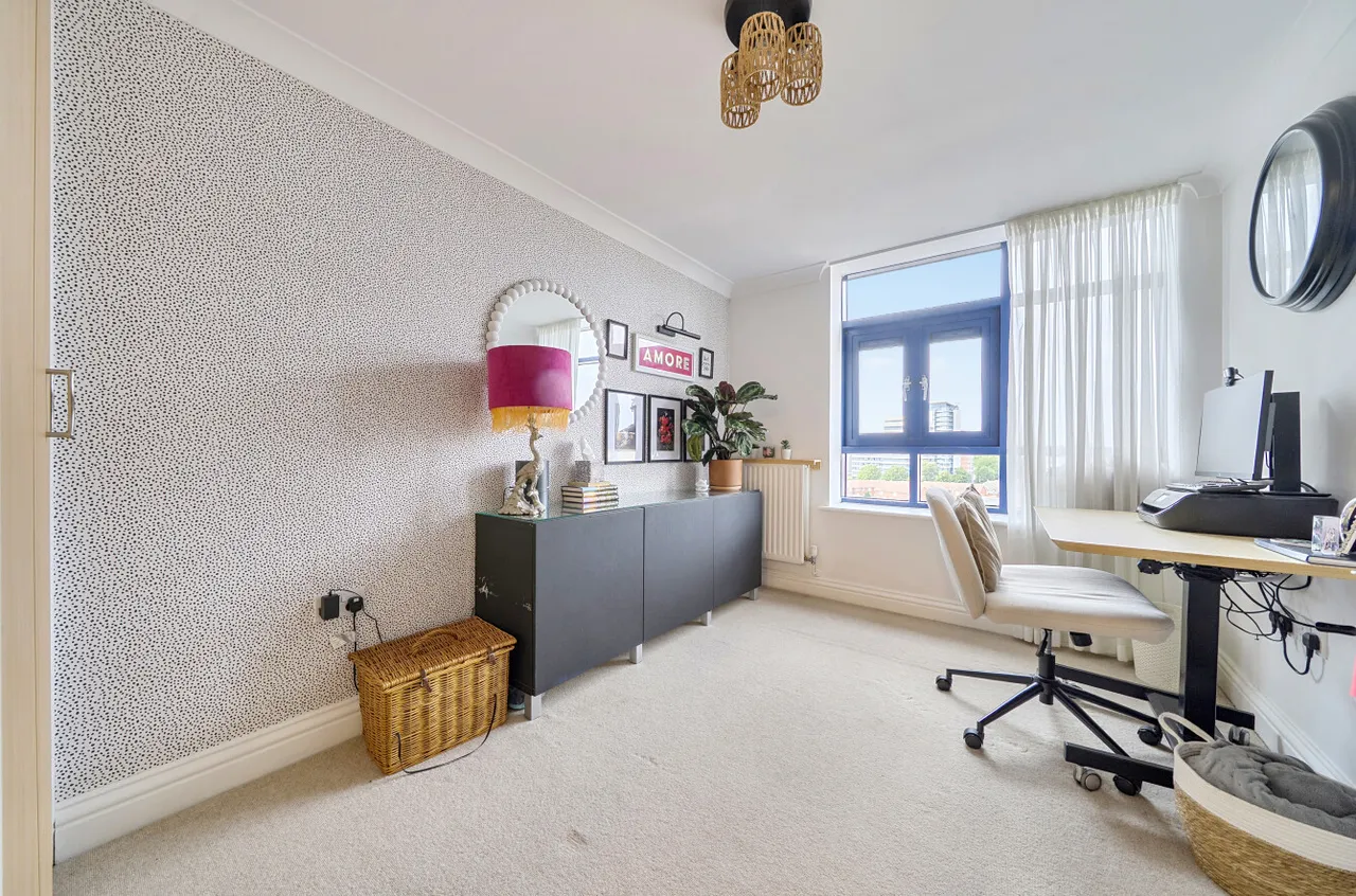 Canute Road, Southampton, SO14, photo 12