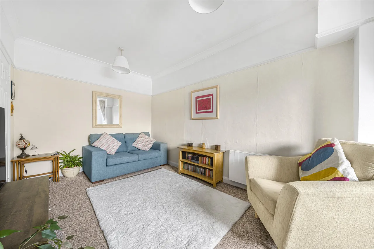 Church Street, Walton-On-Thames, KT12, photo 4