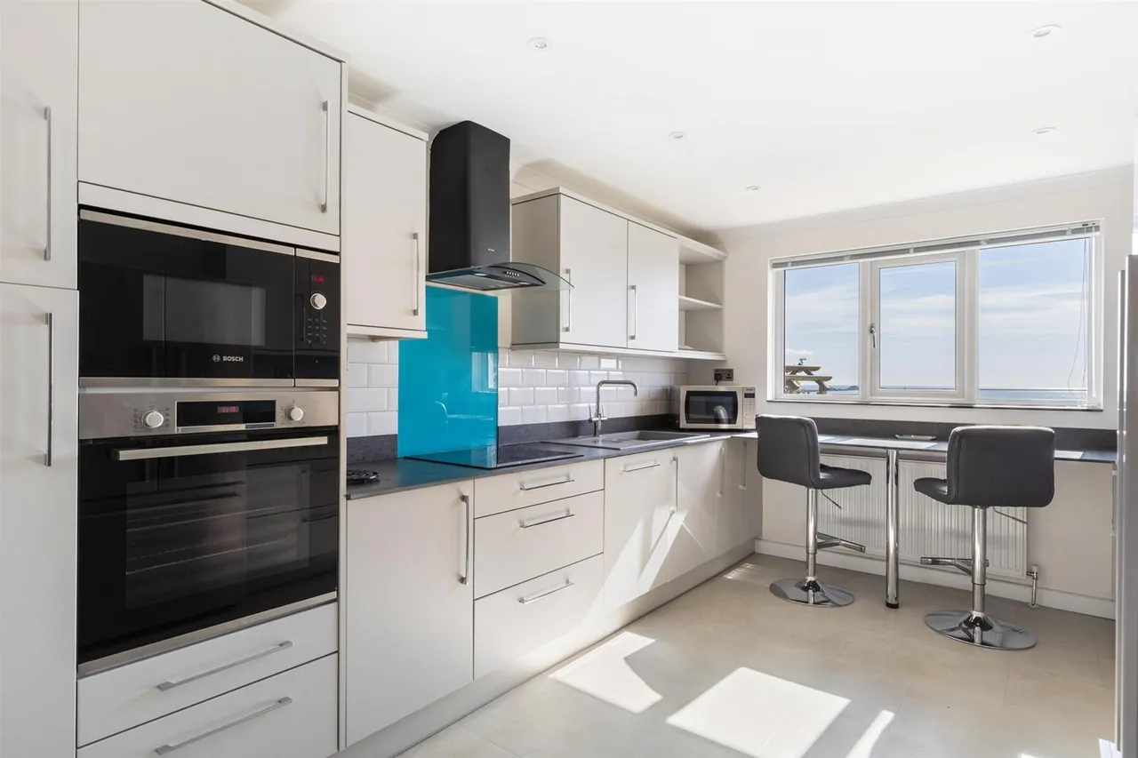 Redcliff View, Weymouth, DT4 8RW, photo 22