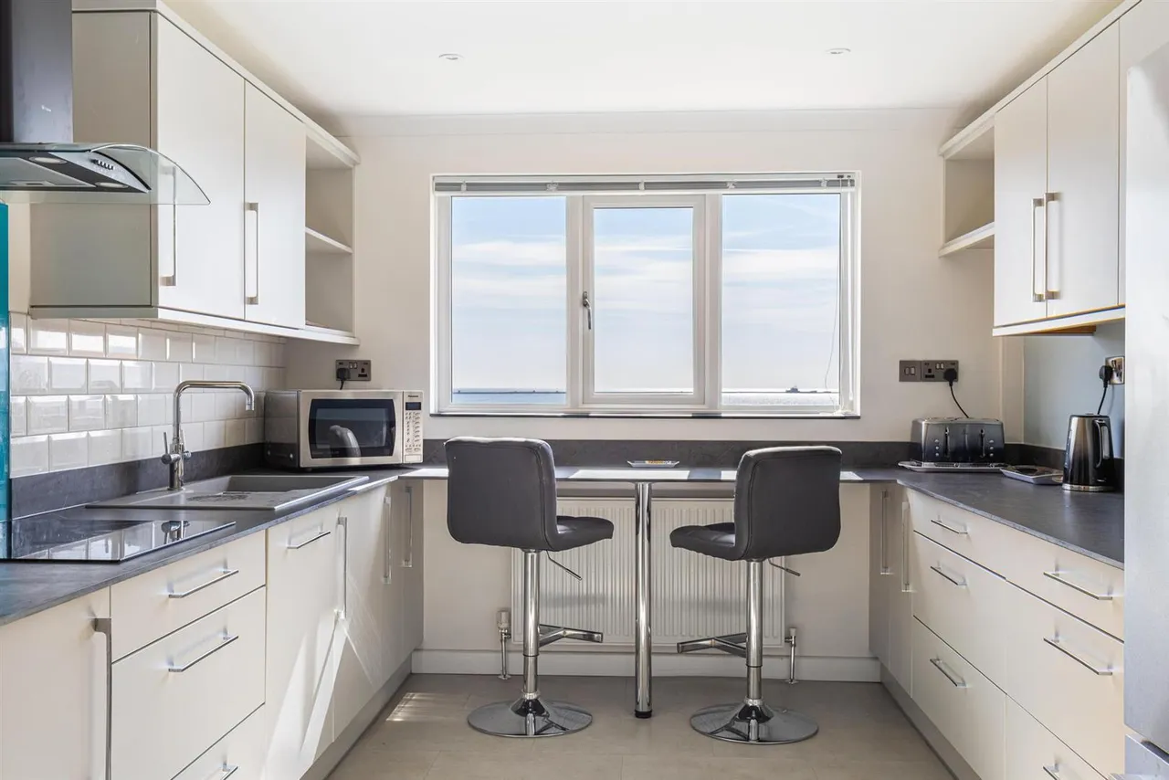 Redcliff View, Weymouth, DT4 8RW, photo 15