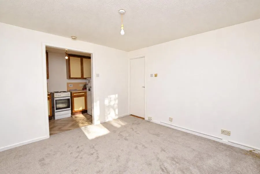Rushdon Close, Romford, RM1, photo 6