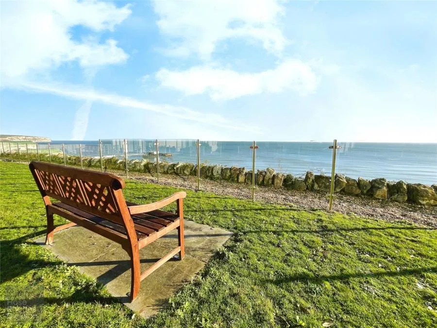 1 bed flat for sale, Grange Road, Sandown, PO36