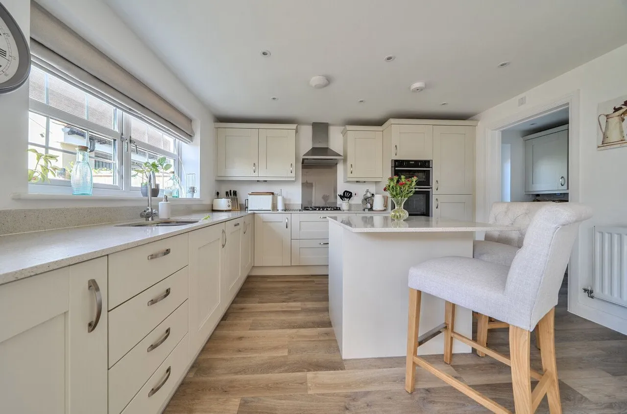 Longfield Drive, Wedmore, BS28, photo 6